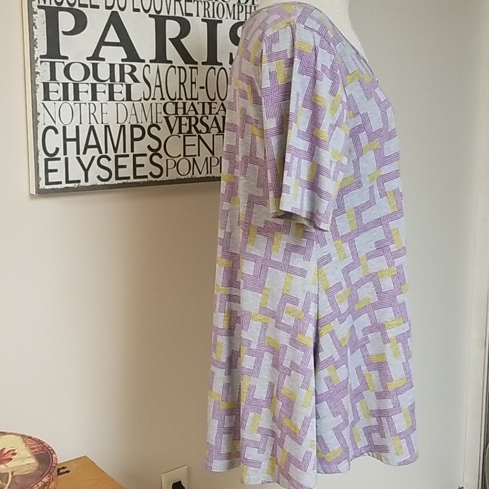 LuLaRoe PLUS tunic top - Picture 4 of 8